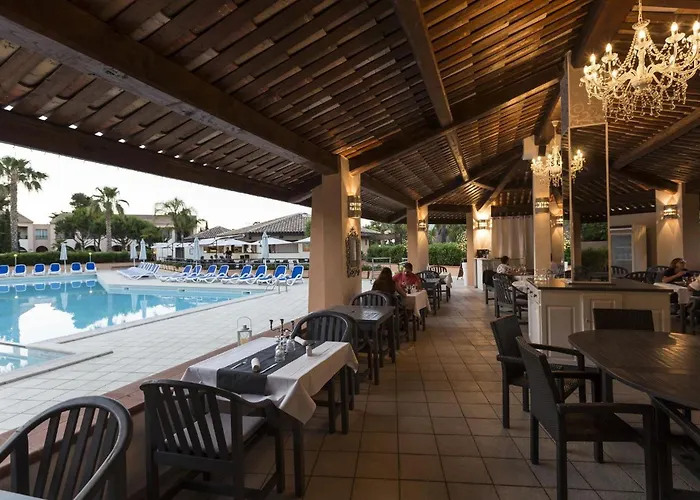 T2 - Next To The Sea アパート